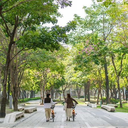 Hotel National Taichung Bagian luar foto
