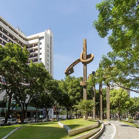 Hotel National Taichung Bagian luar foto