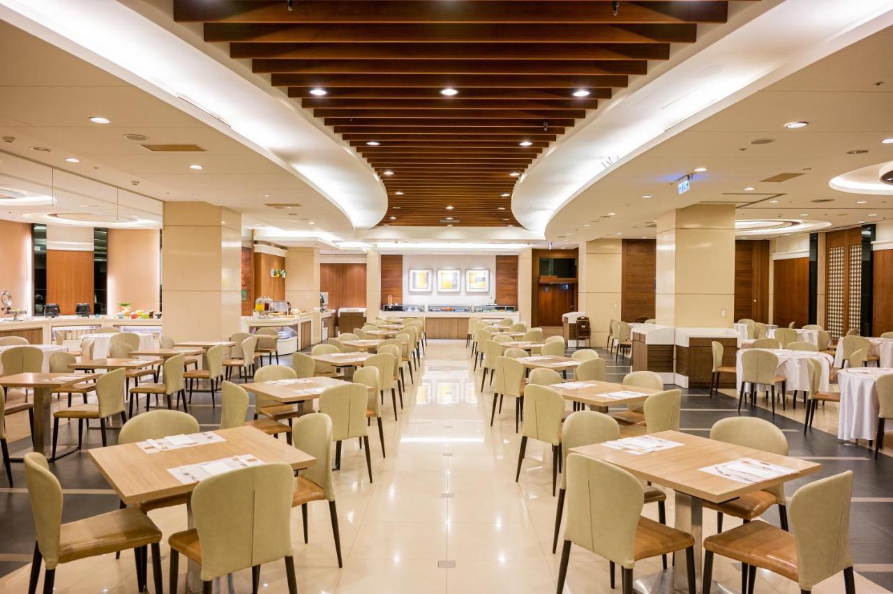 Hotel National Taichung Bagian luar foto