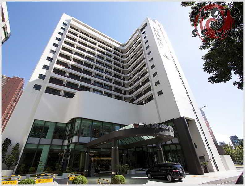 Hotel National Taichung Bagian luar foto